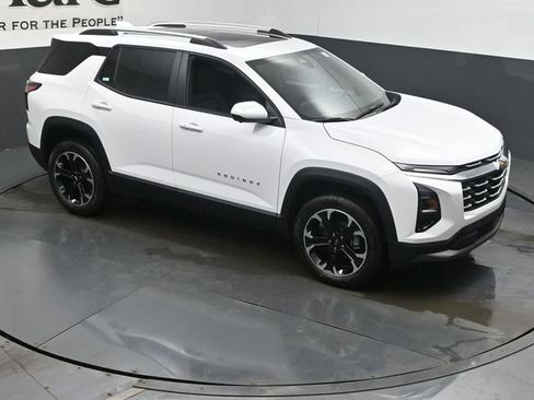 New 2026 Chevrolet Equinox LT w/ Safety and Technology Package AWD/4WD image 16