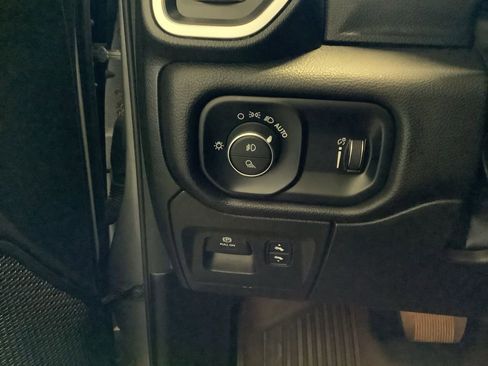Used 2022 RAM 1500 Big Horn image 14