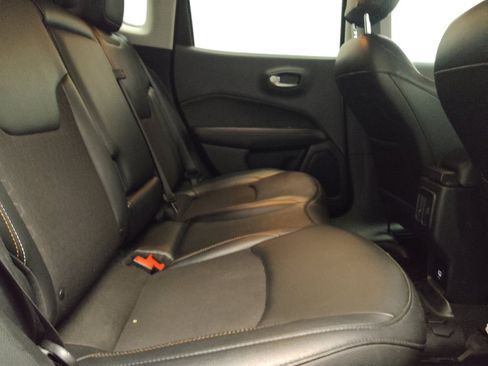 Used 2021 Jeep Compass Latitude AWD/4WD image 19