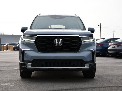 Used 2023 Honda Pilot Elite image 2