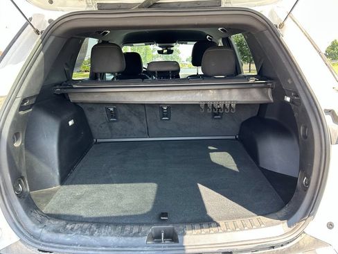 Used 2025 Chevrolet Equinox LT w/ Safety and Technology Package FWD image 28