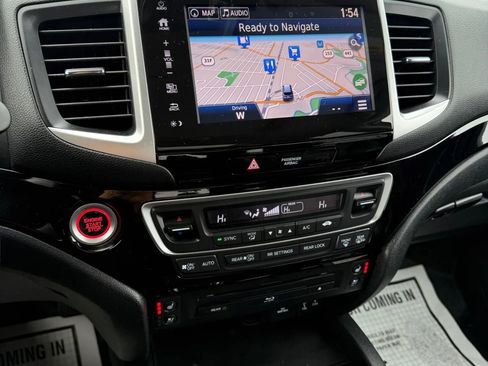 Used 2017 Honda Pilot Elite image 26