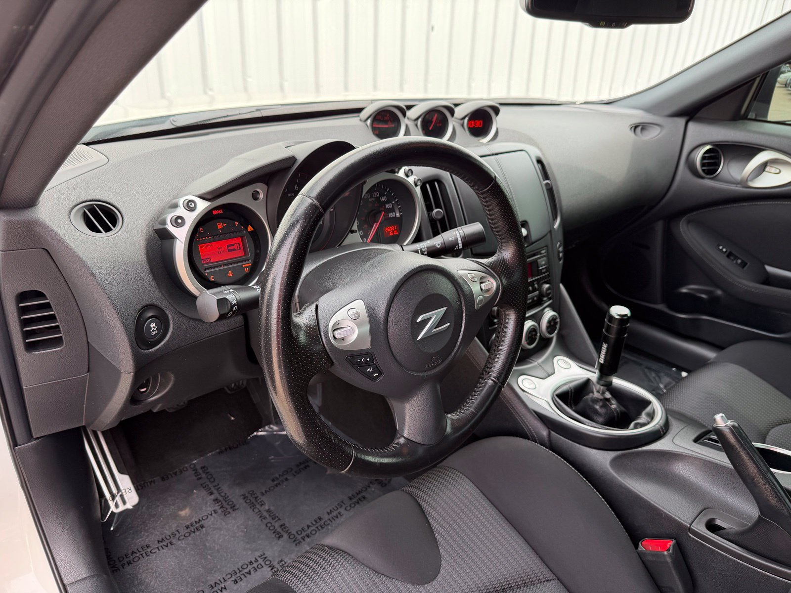 Used 2019 Nissan 370Z Coupe RWD image 22