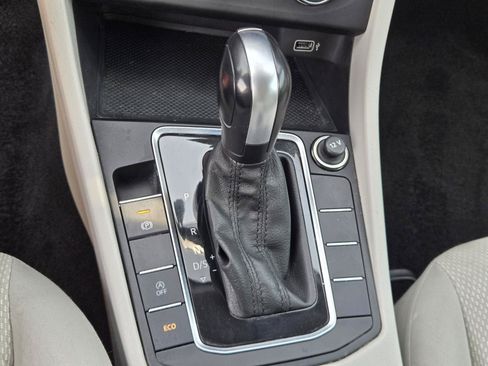 Used 2019 Volkswagen Jetta S FWD image 13
