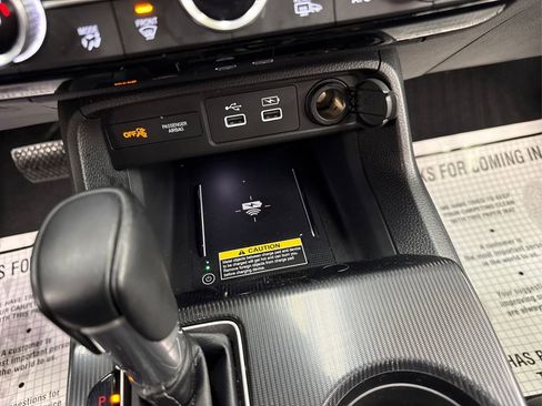 Used 2023 Honda Civic Touring image 37