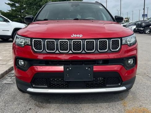 Certified 2023 Jeep Compass Limited w/ Elite Group AWD/4WD image 4
