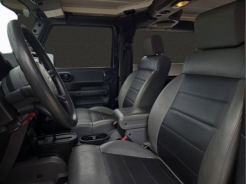 Used 2008 Jeep Wrangler X AWD/4WD image 12