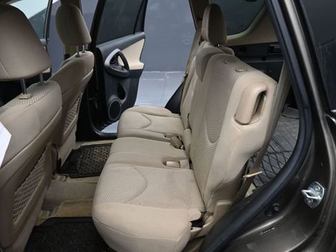 Used 2012 Toyota RAV4 4WD w/ Upgrade Value Pkg image 12