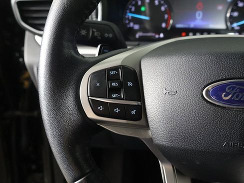 Used 2020 Ford Explorer XLT w/ Equipment Group 202A image 41