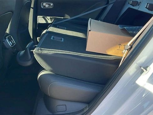 New 2025 Hyundai Ioniq 6 SEL image 13