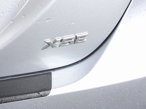 Used 2023 Toyota Camry XSE image 7