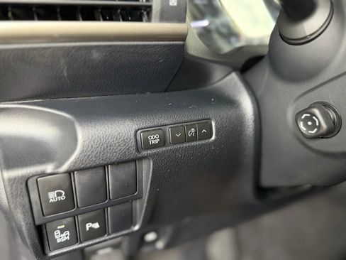 Used 2019 Lexus IS 300 image 26