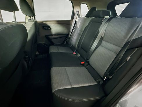 Used 2021 Nissan Rogue S image 26