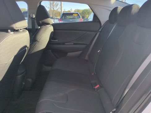 New 2026 Hyundai Elantra SE image 14