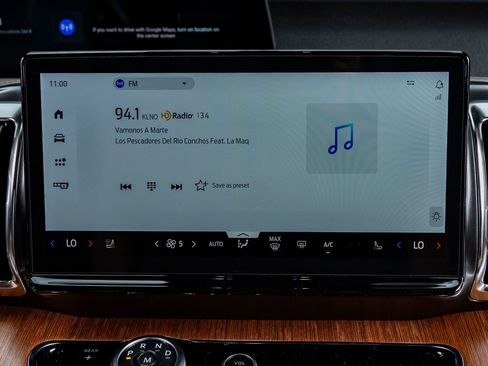 Used 2025 Ford Expedition King Ranch image 25