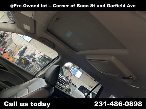 Used 2021 Honda Pilot Touring image 12