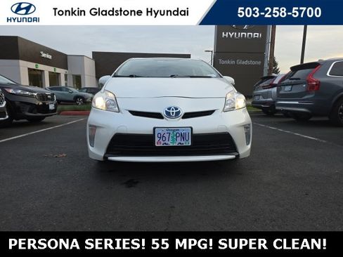 Used 2015 Toyota Prius Four image 4