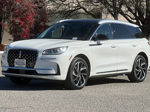 Certified 2024 Lincoln Corsair Grand Touring image 8