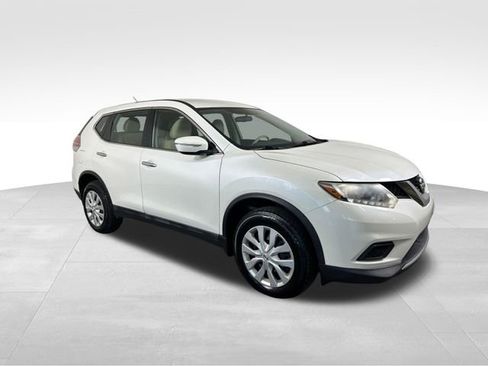 Used 2015 Nissan Rogue S AWD/4WD image 8