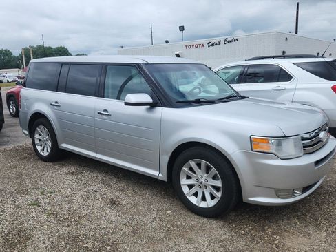 Used 2012 Ford Flex SEL AWD/4WD image 11
