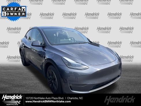 Used 2023 Tesla Model Y AWD image 1