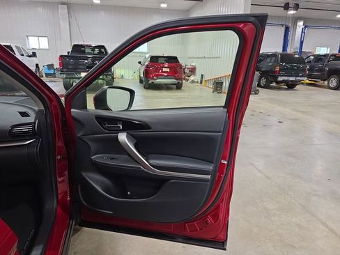 Used 2025 Mitsubishi Eclipse Cross SE AWD/4WD image 31