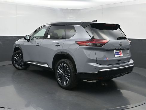 Used 2024 Nissan Rogue Platinum AWD/4WD image 24