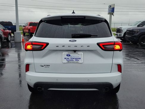 Used 2023 Ford Escape ST-Line w/ Tech Pack #1 FWD image 5