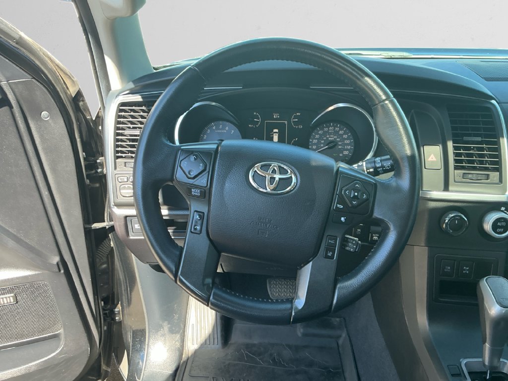 Used 2021 Toyota Sequoia TRD Pro AWD/4WD image 12