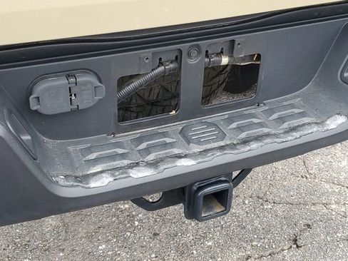 Used 2017 Toyota Tacoma TRD Sport w/ Tow Package image 27