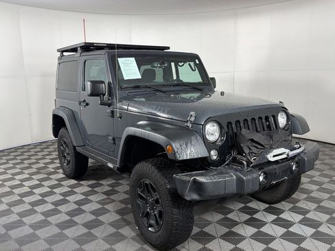 Used 2017 Jeep Wrangler Sport AWD/4WD image 5