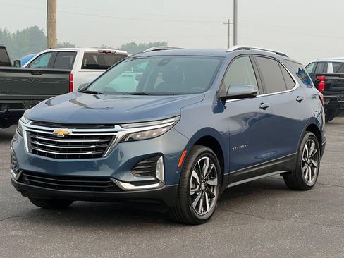 Used 2024 Chevrolet Equinox Premier AWD/4WD image 50