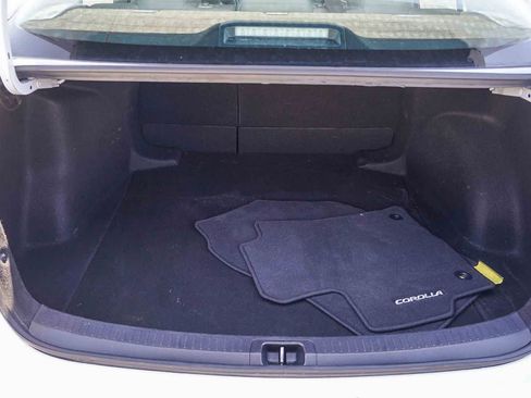 Used 2023 Toyota Corolla LE FWD image 34