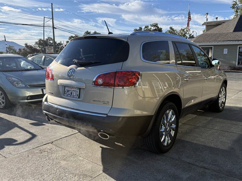 Used 2010 Buick Enclave CXL FWD image 4