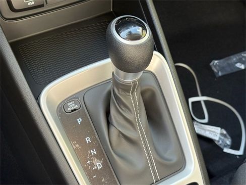 New 2026 Hyundai Venue SE image 11