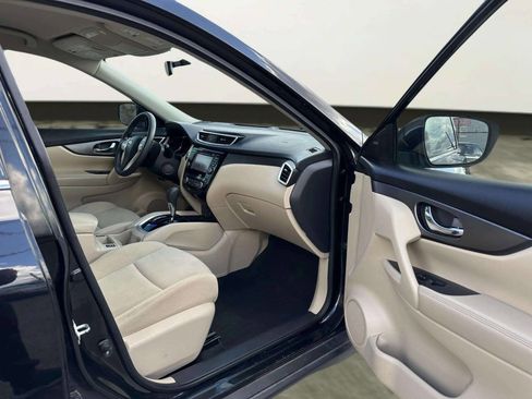 Used 2016 Nissan Rogue SV w/ SV Premium Package FWD image 22