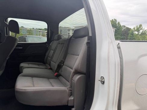 Used 2018 Chevrolet Silverado 1500 Custom AWD/4WD image 8