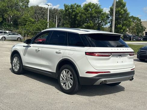 Certified 2021 Lincoln Corsair FWD image 9