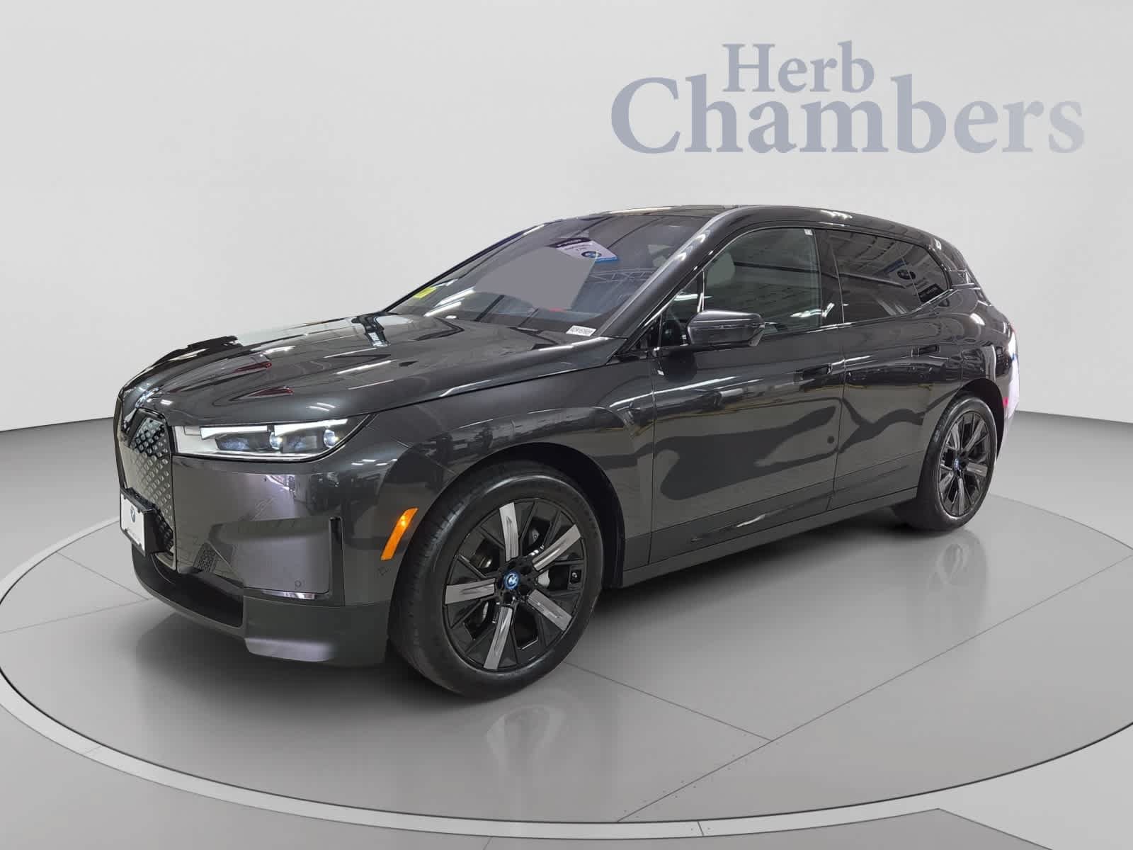 Used 2024 BMW iX xDrive50 w/ Convenience Package AWD/4WD image 10