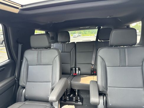 New 2026 Chevrolet Tahoe RST w/ RST Capability Package AWD/4WD image 32