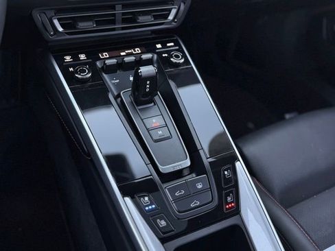 Certified 2022 Porsche 911 Turbo S AWD/4WD image 33