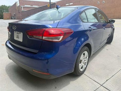 Used 2018 Kia Forte LX FWD image 4