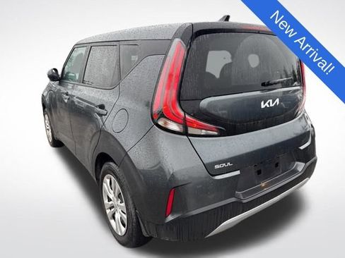 Used 2024 Kia Soul LX image 5