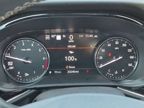 Used 2023 Buick Envision Avenir AWD/4WD image 23