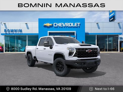New 2026 Chevrolet Silverado 2500 ZR2 w/ ZR2 Bison Edition AWD/4WD image 2