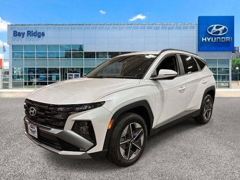 Used 2025 Hyundai Tucson SEL AWD/4WD image 10