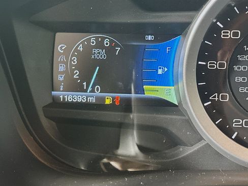 Used 2011 Ford Explorer XLT w/ 202A Rapid Spec Order Code image 19