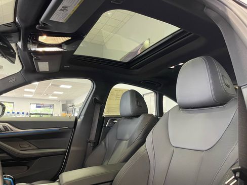 Used 2023 BMW i4 eDrive40 w/ M Sport Package RWD image 27