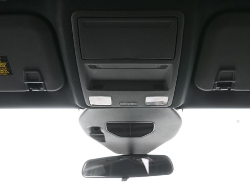 Used 2025 Ford Escape ST-Line AWD/4WD image 28