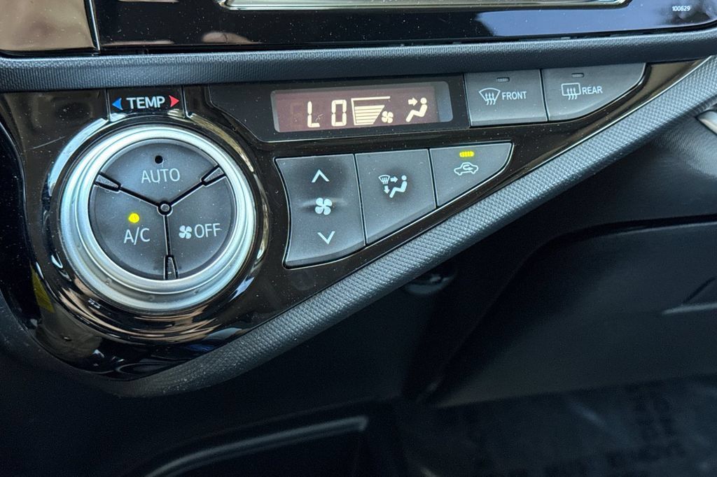 Used 2017 Toyota Prius C Two FWD image 18